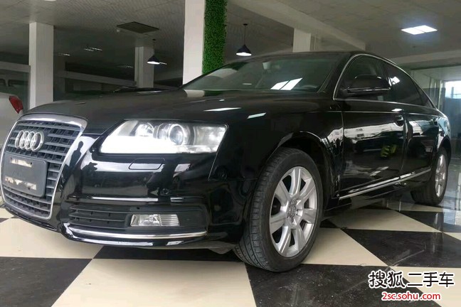 奥迪A6L2010款2.4L 豪华型