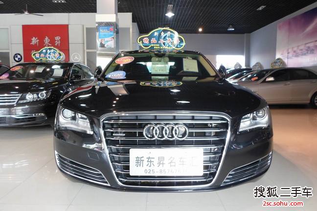 奥迪A8L2013款45 TFSI quattro舒适型