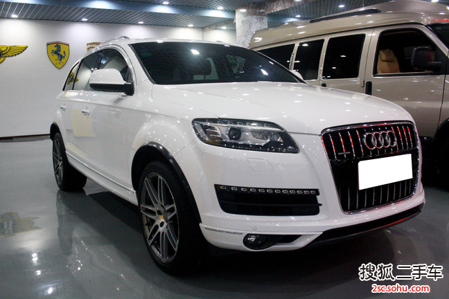 奥迪Q72011款3.0TFSI 专享型(L)