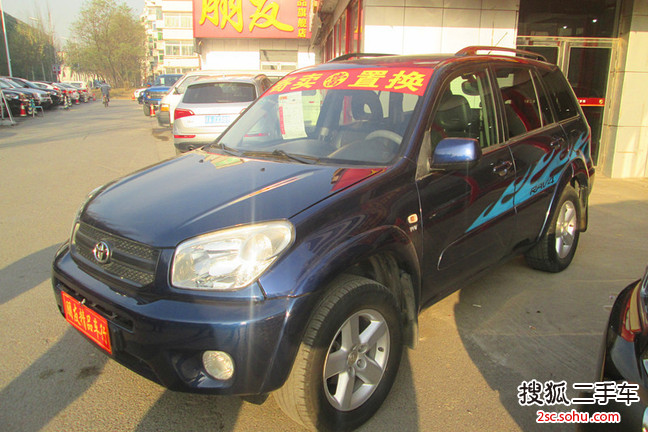 丰田RAV42004款2.0i 标准型 自动四驱(5门)