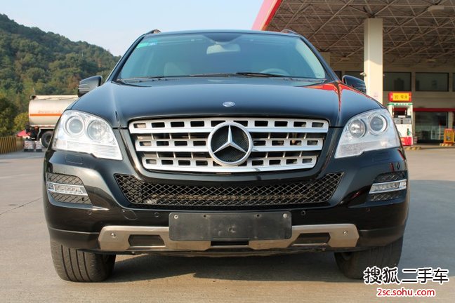 奔驰M级2010款ML300 4MATIC