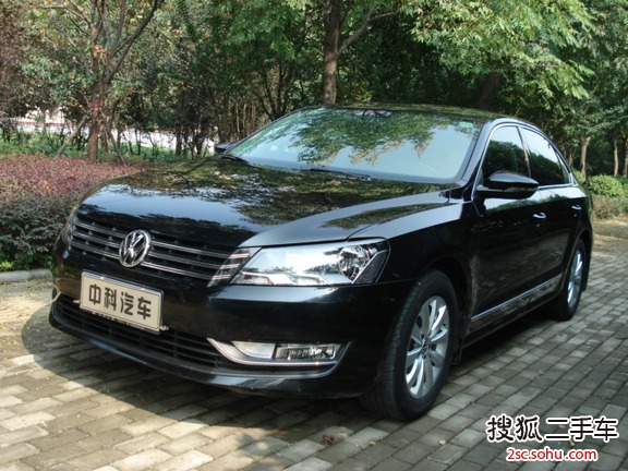 大众帕萨特2014款1.8TSI DSG 尊荣版