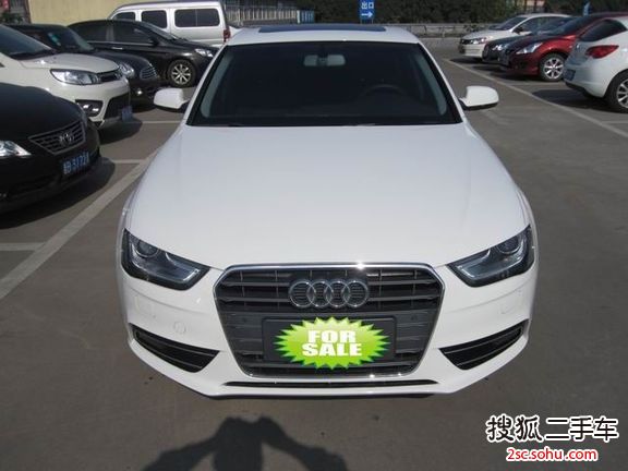 奥迪A4L2013款35 TFSI 自动舒适型