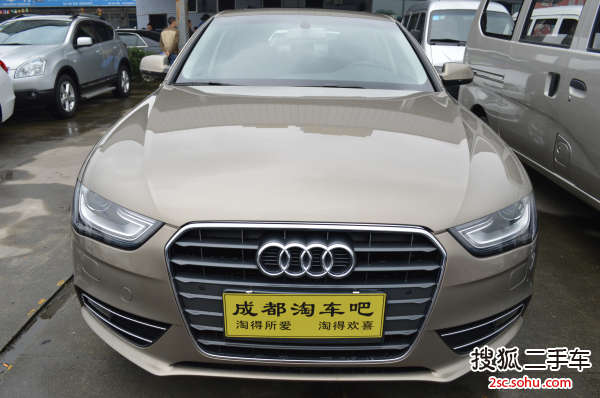 奥迪A4L2013款35 TFSI 自动标准型