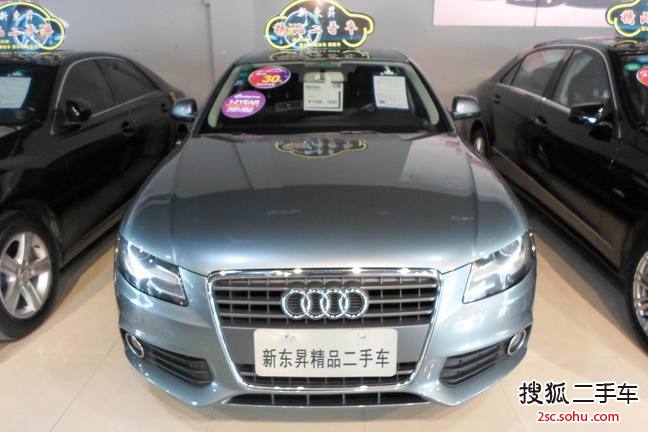 奥迪A4L2010款2.0TFSI 舒适型