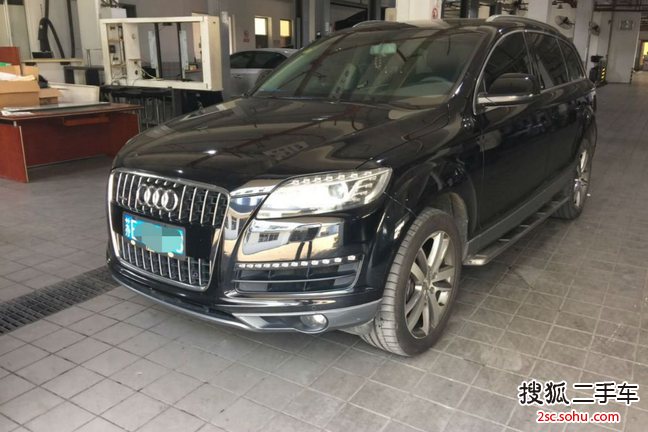 奥迪Q72011款3.0TFSI 舒适型(L)