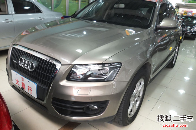 奥迪Q52011款2.0TFSI 豪华型