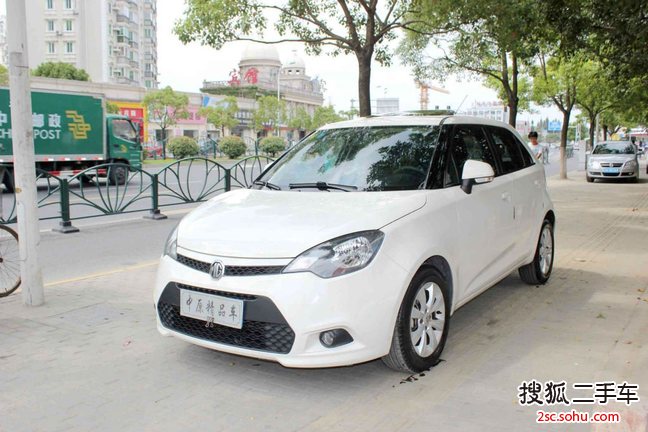 MG32013款1.5L 自动豪华版