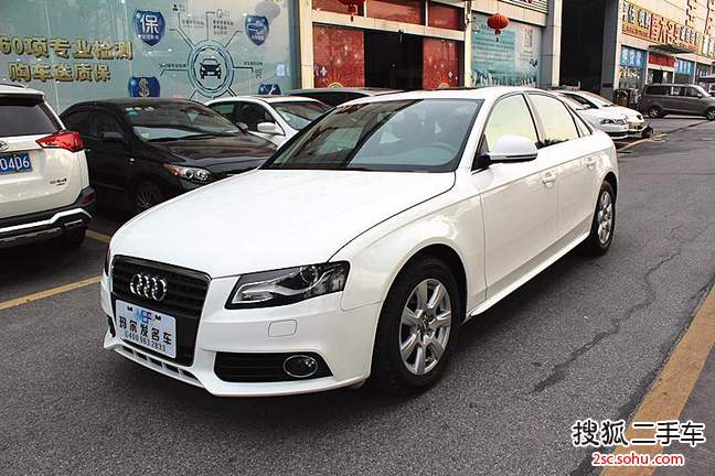 奥迪A4L2011款2.0TFSI 舒适型