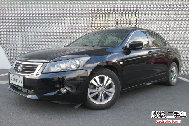 本田雅阁2010款2.4L LX