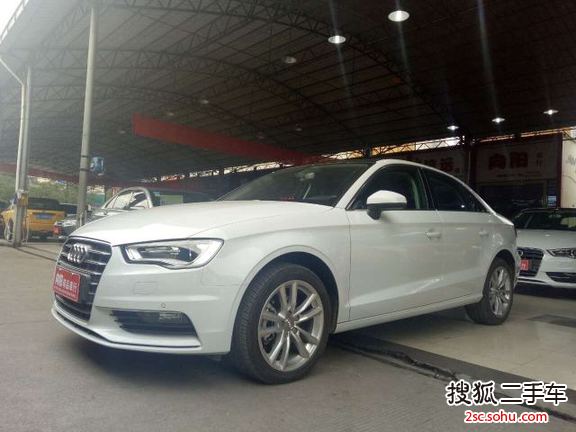 奥迪A3 Limousine2015款35 TFSI 300万纪念舒享版