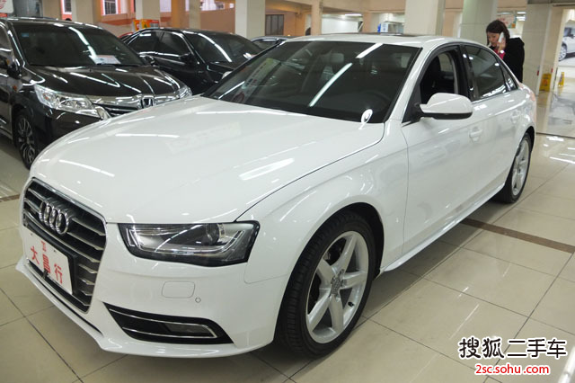 奥迪A4L2013款35 TFSI 自动技术型