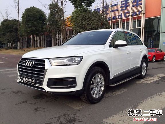 奥迪Q72016款40 TFSI 舒适型