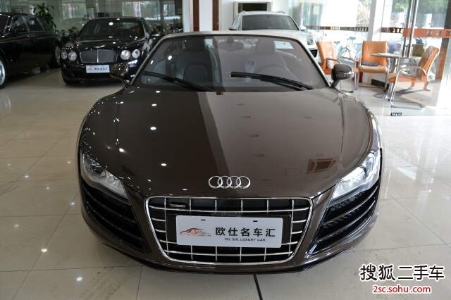 奥迪R82014款5.2 FSI quattro