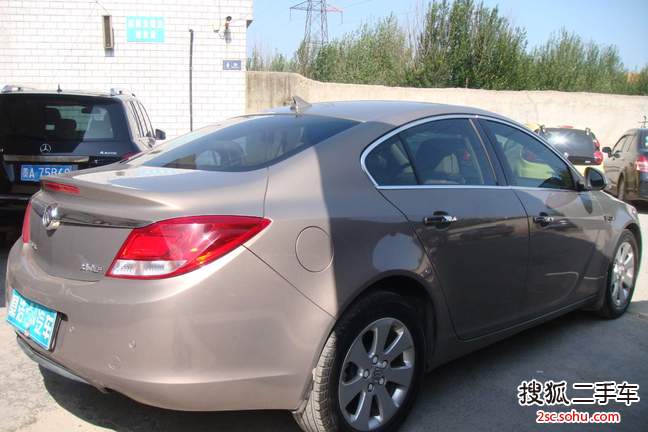 贵阳二手别克君威2010款2.0l 精英版onstar 9.