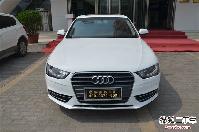 奥迪A4L2015款35 TFSI 自动标准型