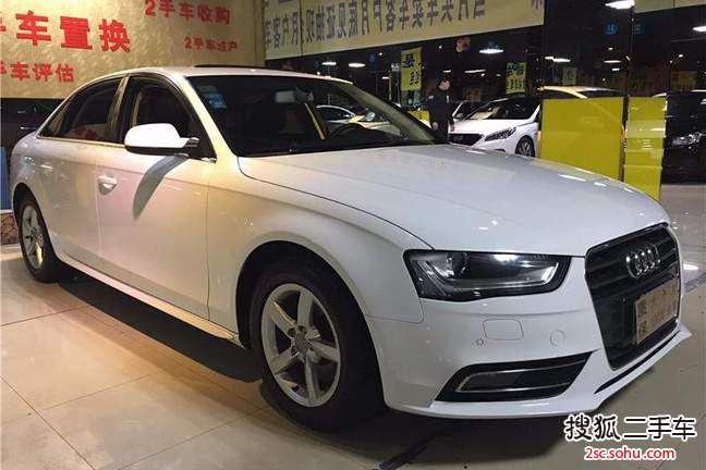 奥迪A4L2013款35 TFSI 自动舒适型