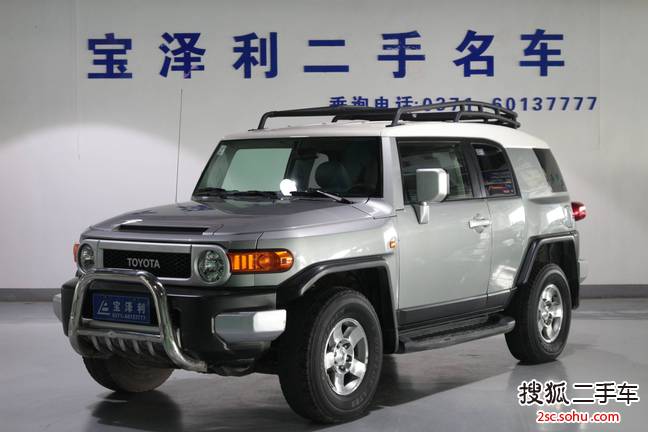 丰田FJ酷路泽2010款4.0L 标准型