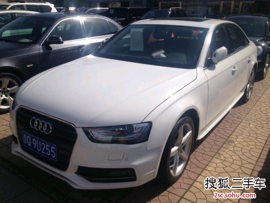 奥迪A4L2013款40 TFSI(2.0T)quattro运动型