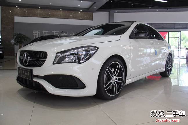 奔驰CLA级2017款CLA 220 4MATIC