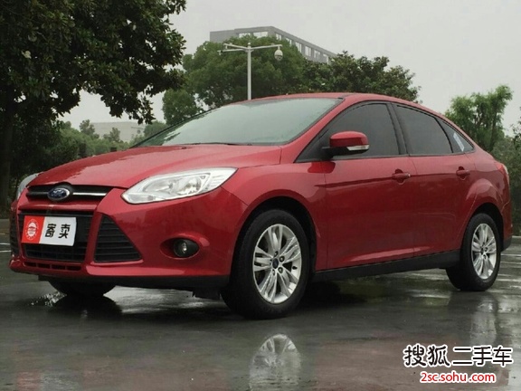 福特福克斯三厢2012款1.6L 手动舒适型