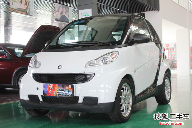 smartfortwo2011款1.0L MHD 硬顶标准版