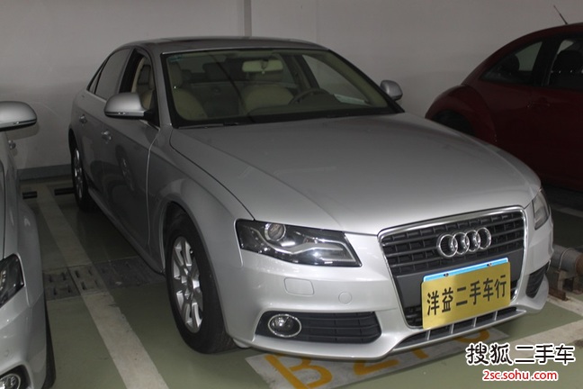 奥迪A4L2009款2.0TFSI 豪华型