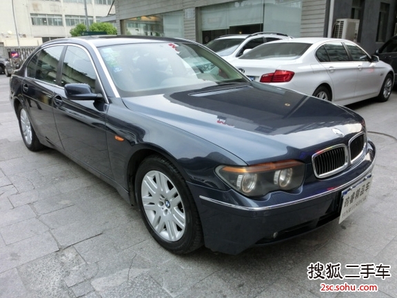 宝马7系2005款735i