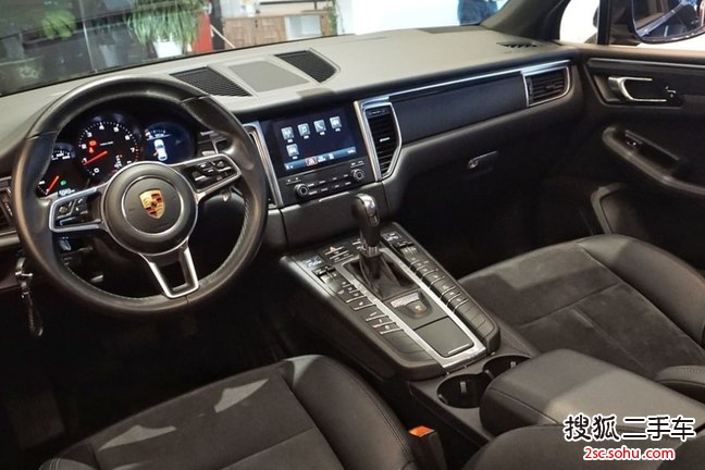 无锡二手保时捷Macan2018款Macan 2.0T价格46万 