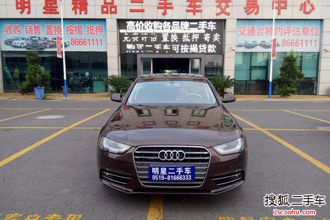 奥迪A4L2013款35 TFSI 自动标准型