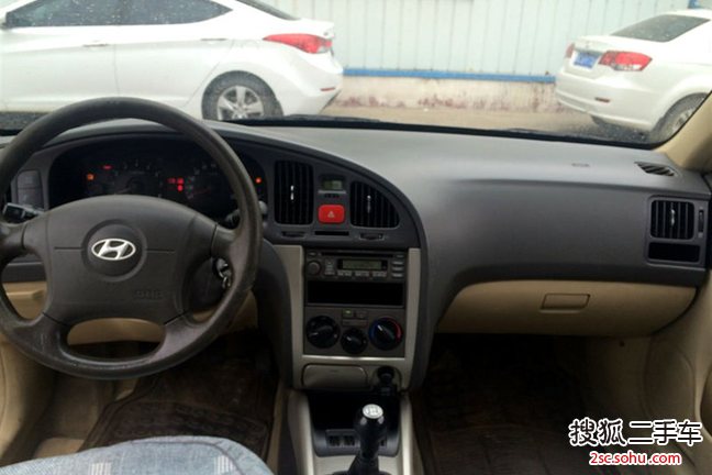 现代伊兰特2005款1.6 GLS 豪华型 手动