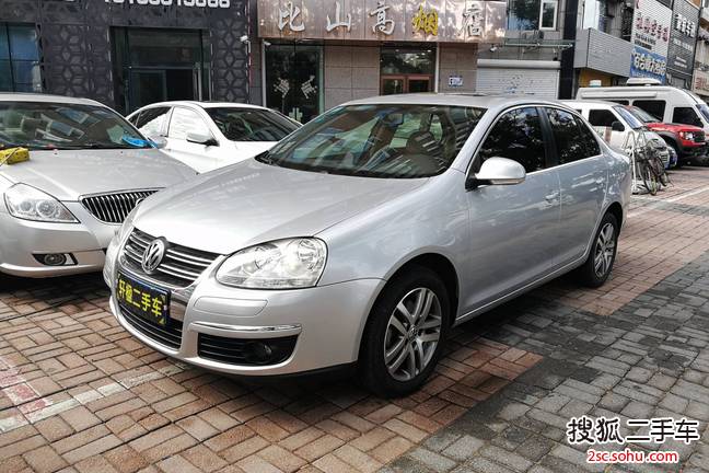 大众速腾2010款1.4TSI 自动豪华型