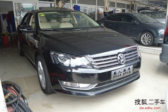 大众帕萨特2013款1.8TSI DSG 御尊版