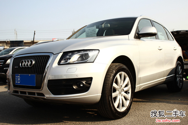 奥迪Q52010款2.0TFSI 豪华型