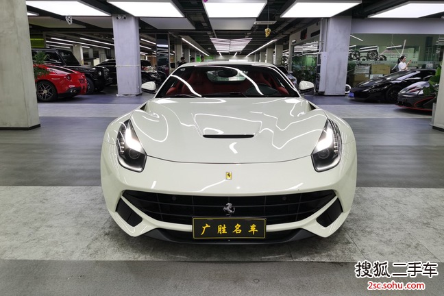 法拉利F12 berlinetta2013款6.3L 标准型