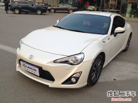 丰田862014款2.0L 自动豪华型 