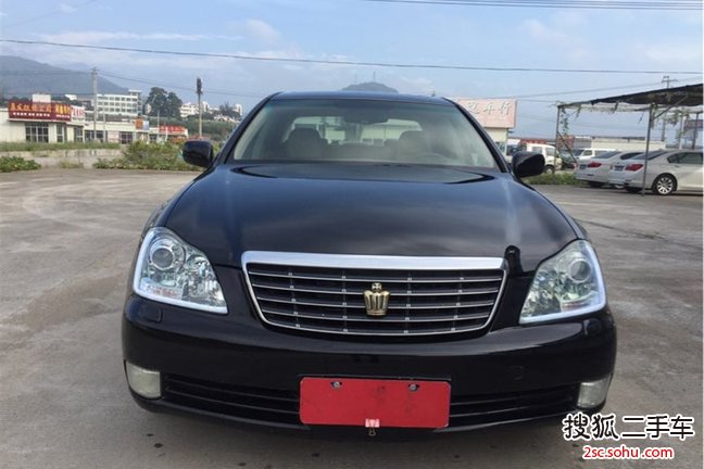 丰田皇冠2007款2.5L Royal 导航版