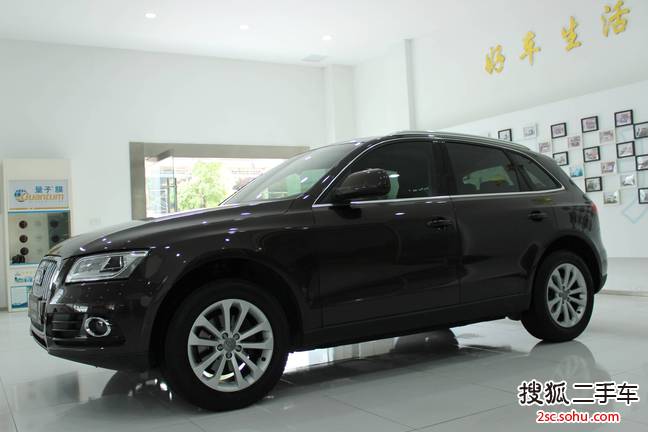 奥迪Q52013款40 TFSI 技术型