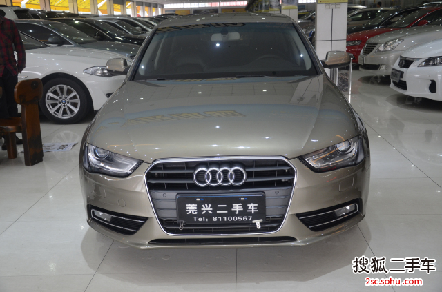 奥迪A4L2013款35 TFSI(2.0T)自动豪华型