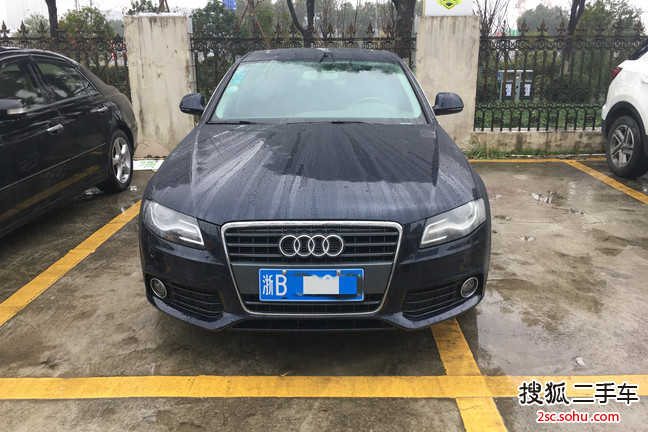 奥迪A4L2010款1.8TFSI 舒适型