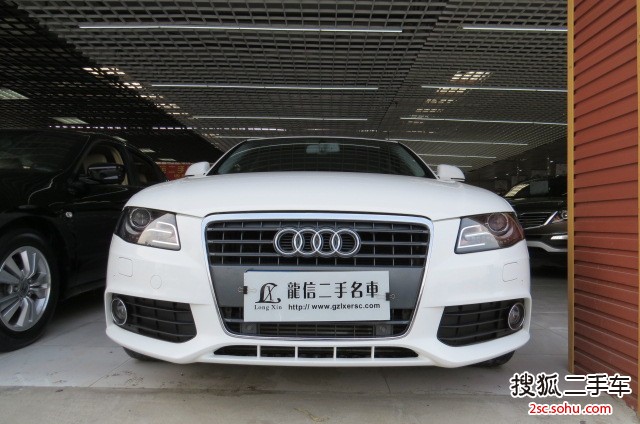 奥迪A4L2012款2.0TFSI 豪华型