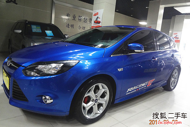 福特福克斯两厢2012款2.0L 手自一体 豪华运动型