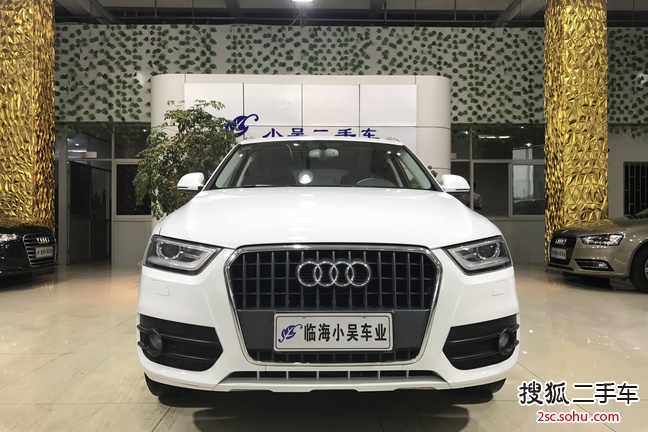 奥迪Q32015款30 TFSI 舒适型