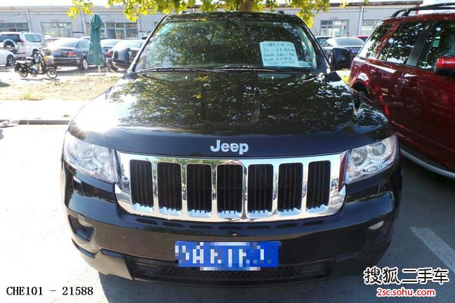 Jeep大切诺基2012款3.6L 舒适导航版