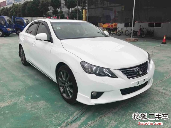 丰田锐志2013款2.5V 尊锐导航版