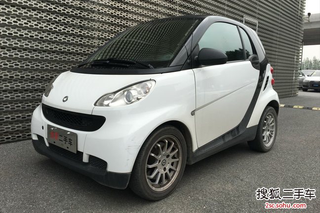 smartfortwo2011款1.0L MHD 硬顶标准版