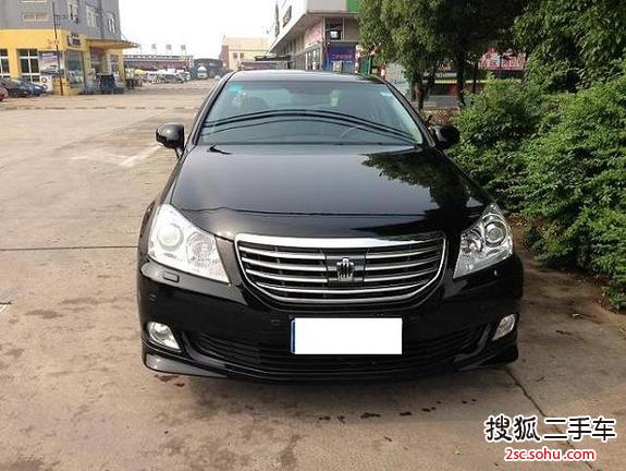 丰田皇冠2010款3.0L Royal Saloon 尊享版