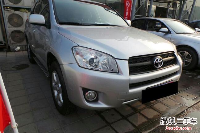 丰田RAV42010款2.0L 自动 豪华升级版