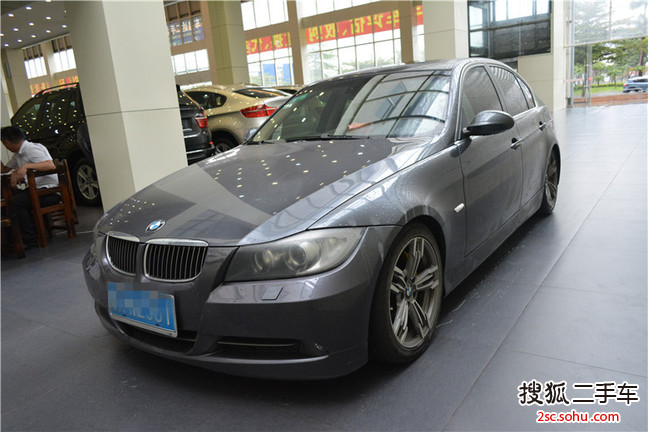 宝马3系双门2005款330i