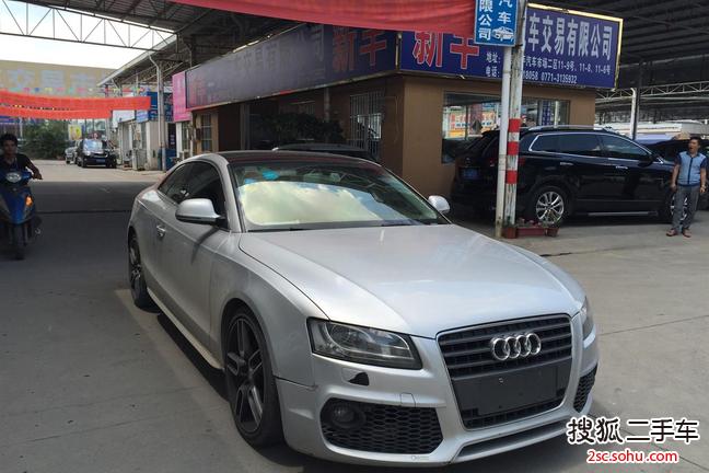 奥迪A5双门2008款2.0TFSI coupe